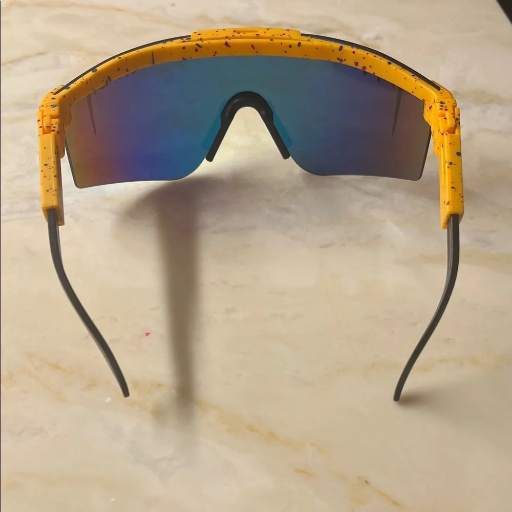 Pit Viper Sunglasses - Yellow and Black - Picture 3 of 6